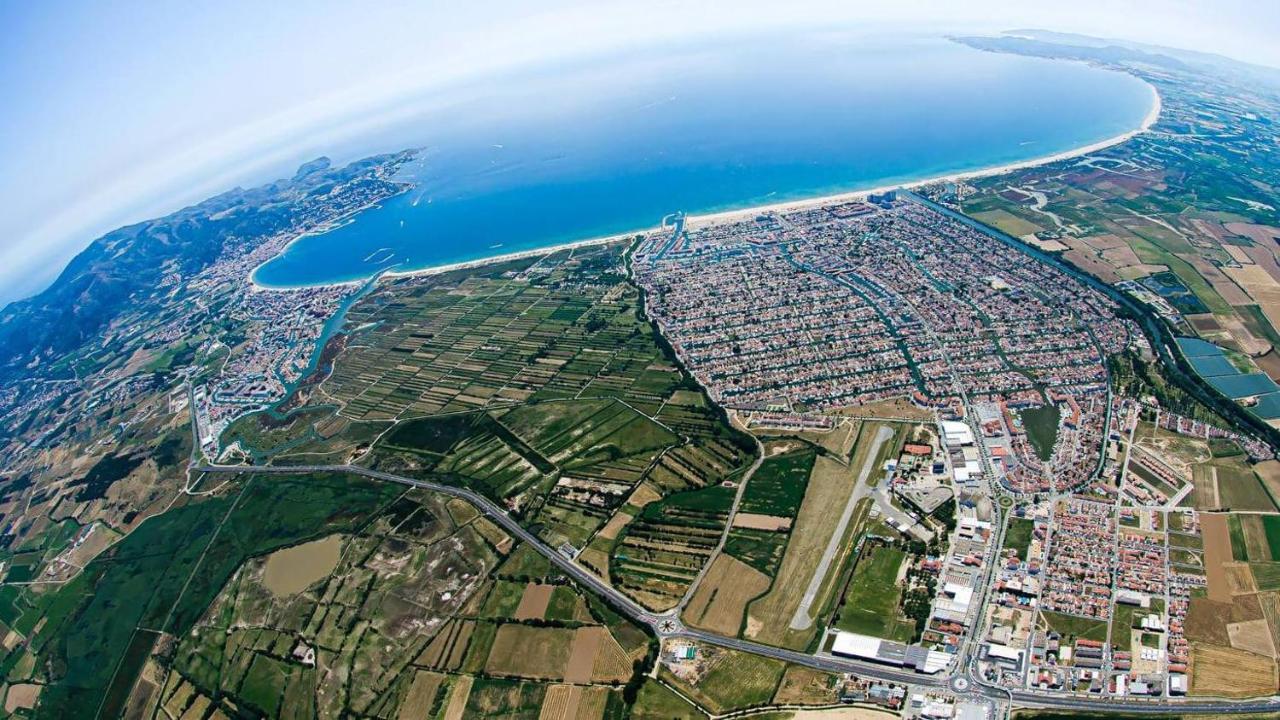 Costa Brava Acollidor Apartament Amb Gran Terrassa Per A 3 Persones Castello  D'Empuries Esterno foto